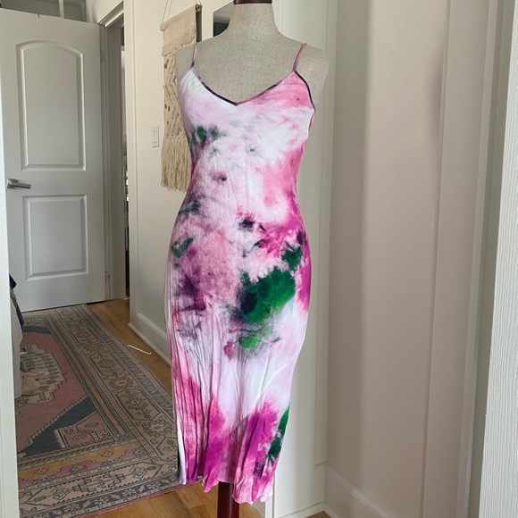 Aritzia slip dress tie dye - Picture 2 of 5